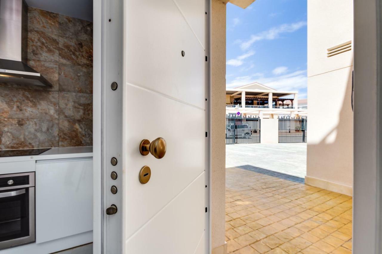 La Zenia Sabrina Apartment 5 אוריהואלה מראה חיצוני תמונה