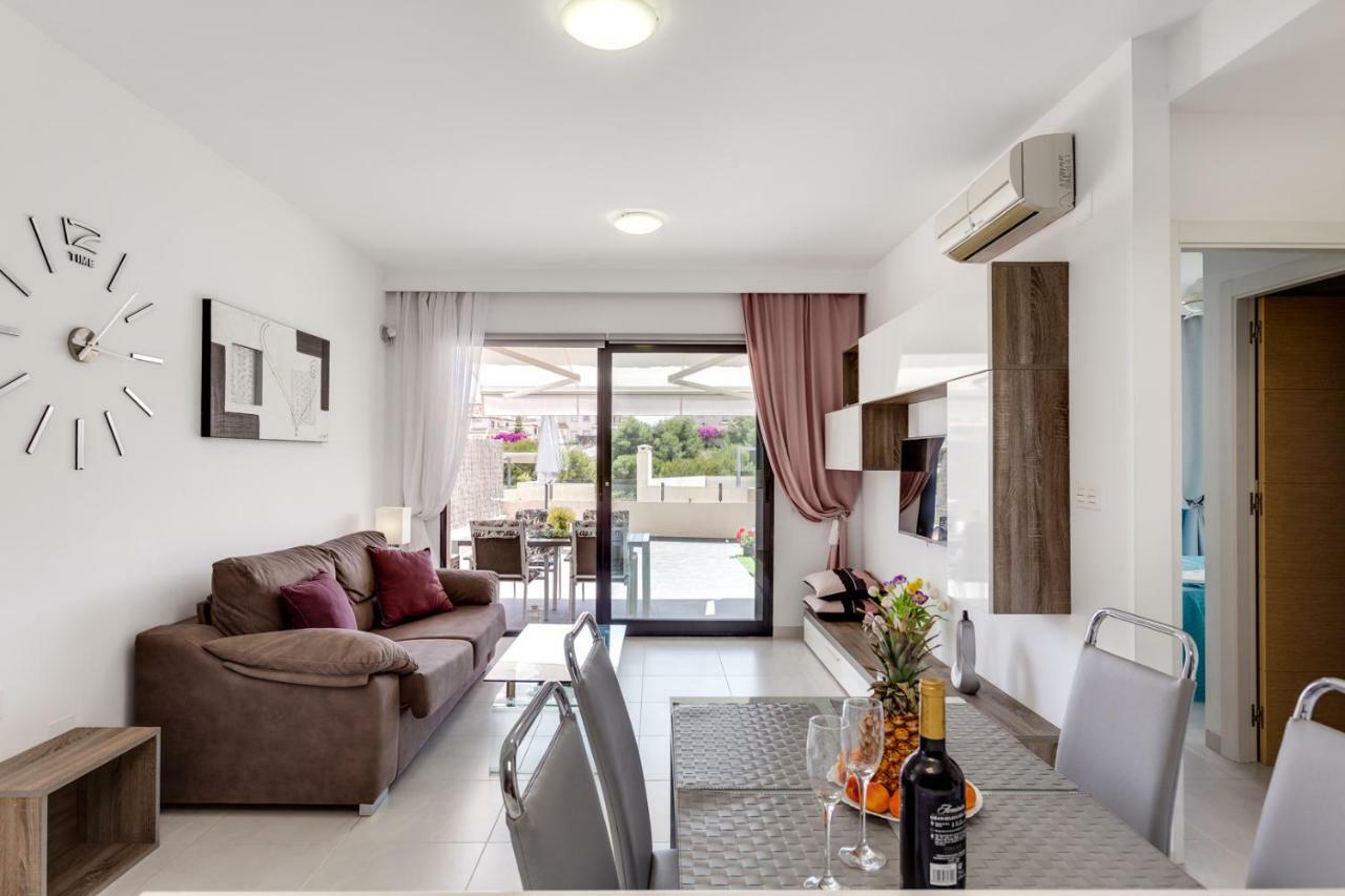 La Zenia Sabrina Apartment 5 אוריהואלה מראה חיצוני תמונה